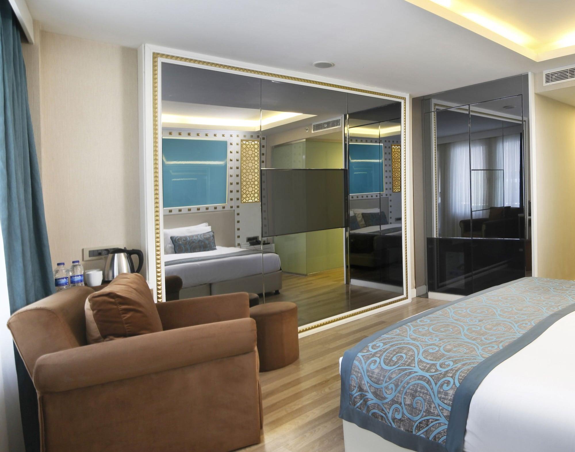 Great Fortune Hotel & Spa Isztambul Kültér fotó A room at the hotel