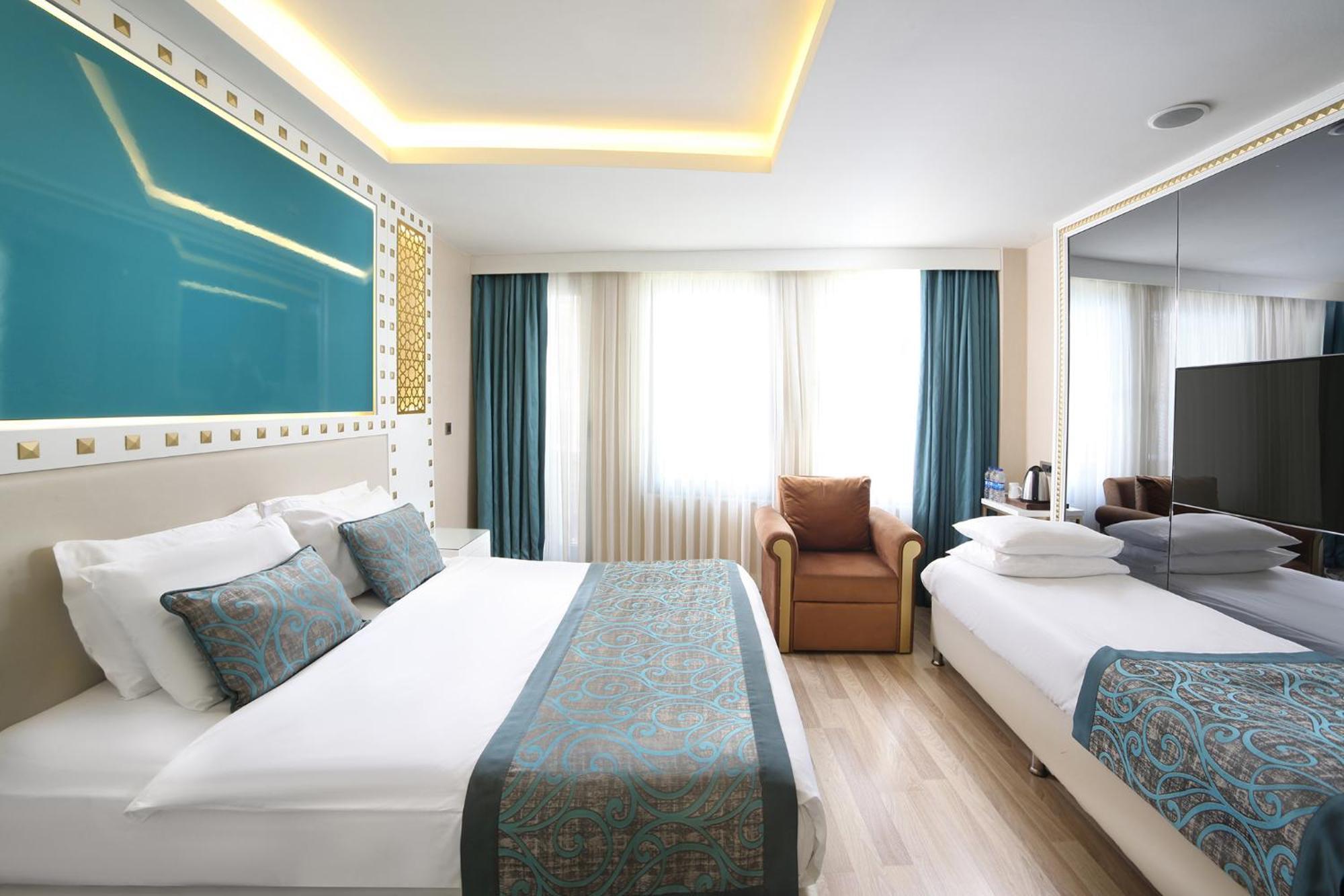 Great Fortune Hotel & Spa Isztambul Kültér fotó A room at the hotel