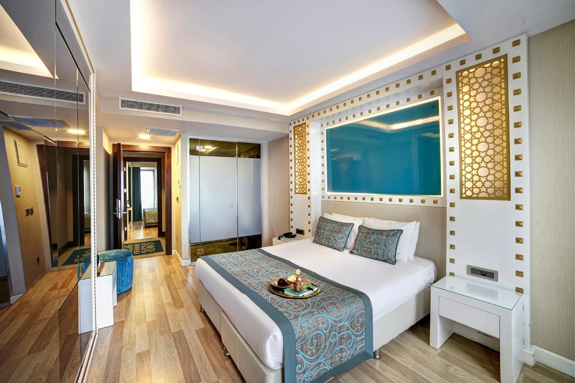 Great Fortune Hotel & Spa Isztambul Kültér fotó A room at the hotel